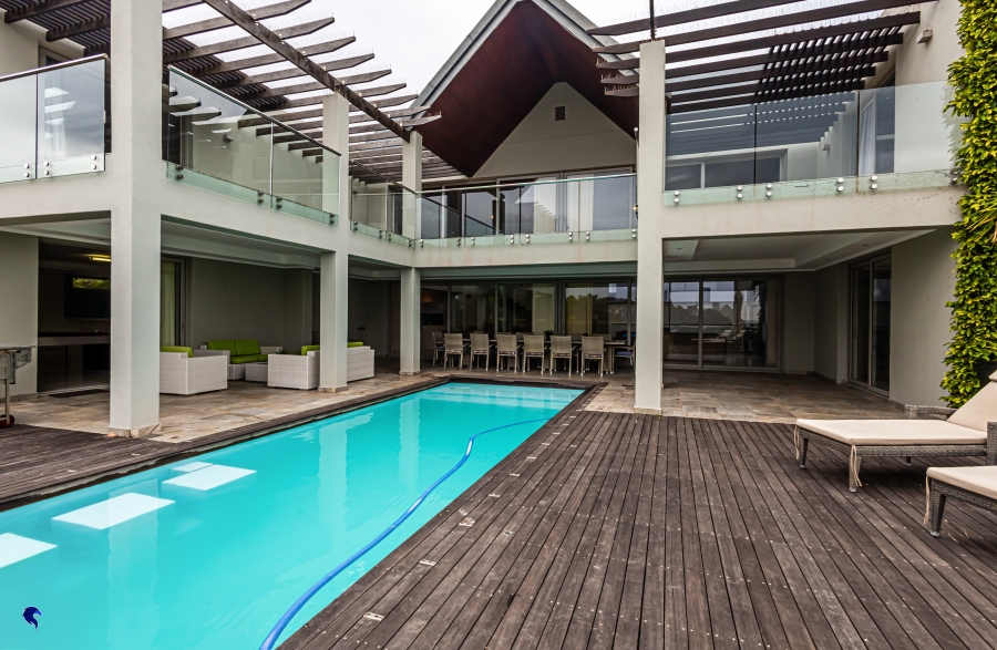 6 Bedroom Property for Sale in Myburgh Park Western Cape